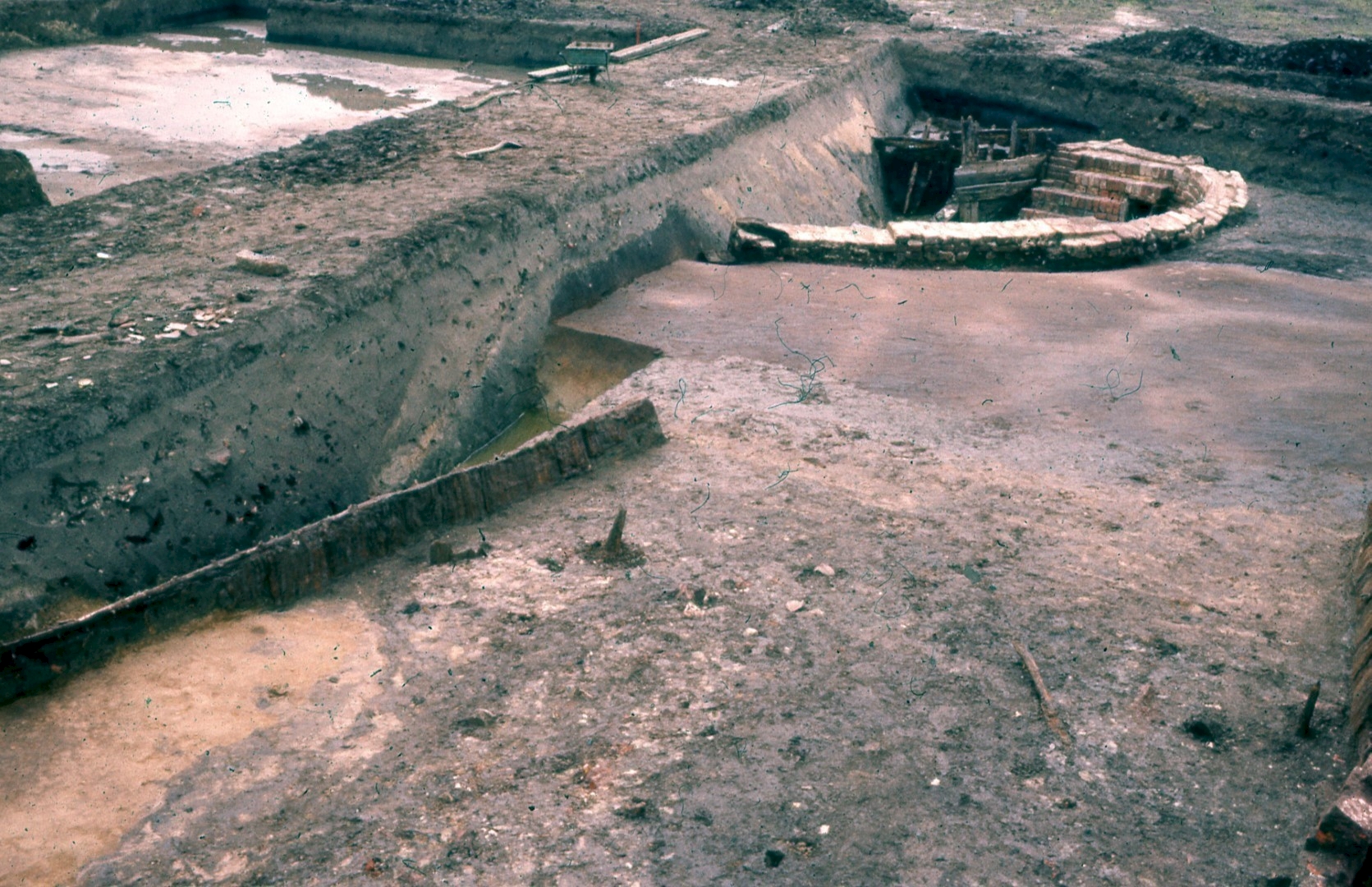 Photo's of Bylma - moat, 